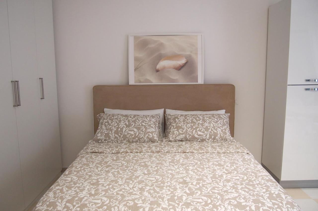 Le Rose Beach & Suites Appartamenti Fronte Mare A Villarosa Martinsicuro Esterno foto