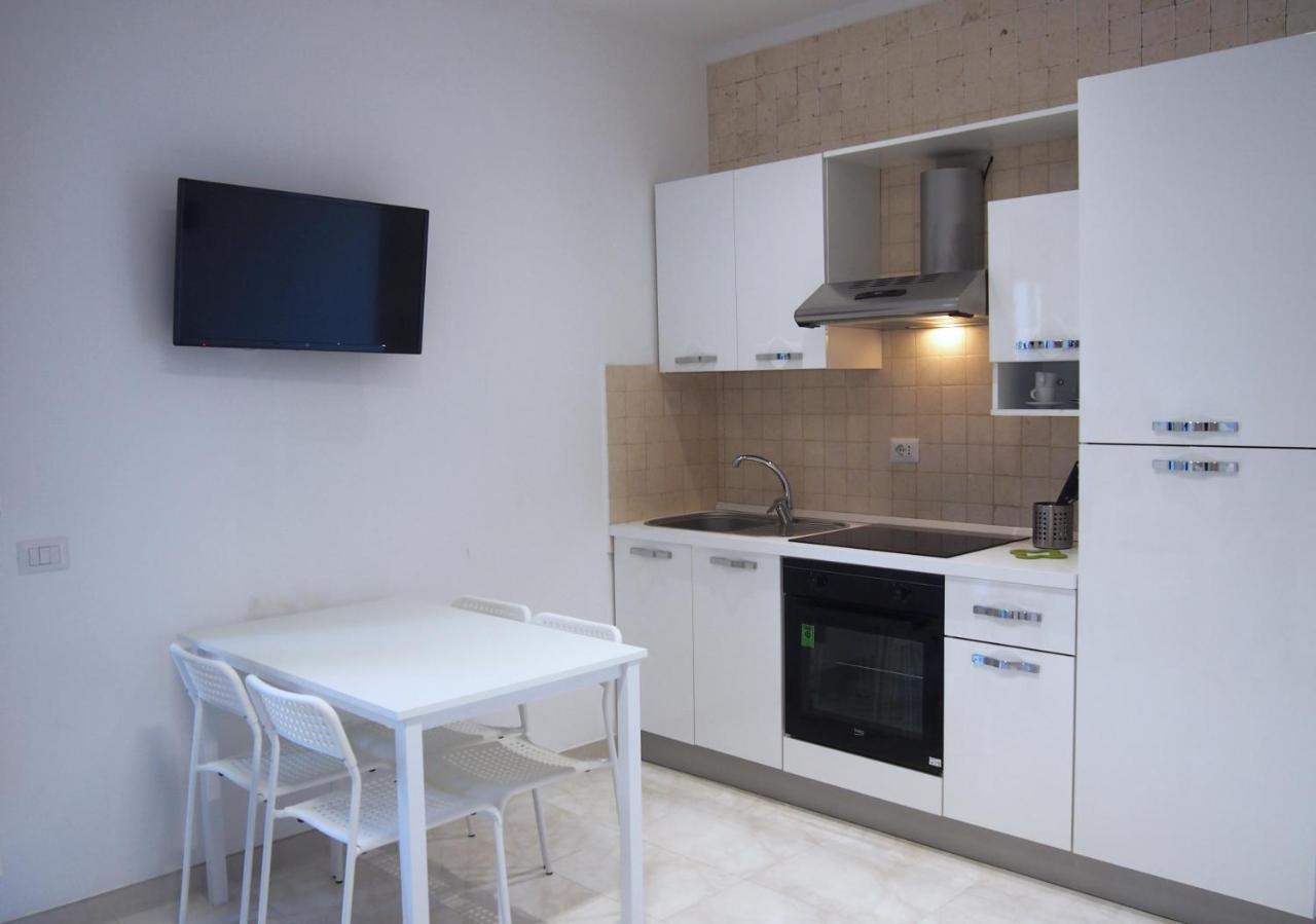 Le Rose Beach & Suites Appartamenti Fronte Mare A Villarosa Martinsicuro Esterno foto