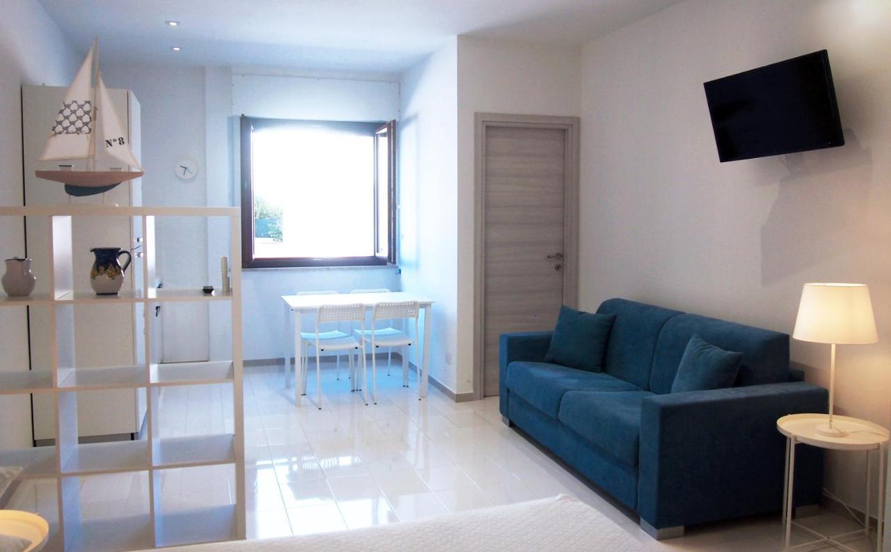Le Rose Beach & Suites Appartamenti Fronte Mare A Villarosa Martinsicuro Esterno foto
